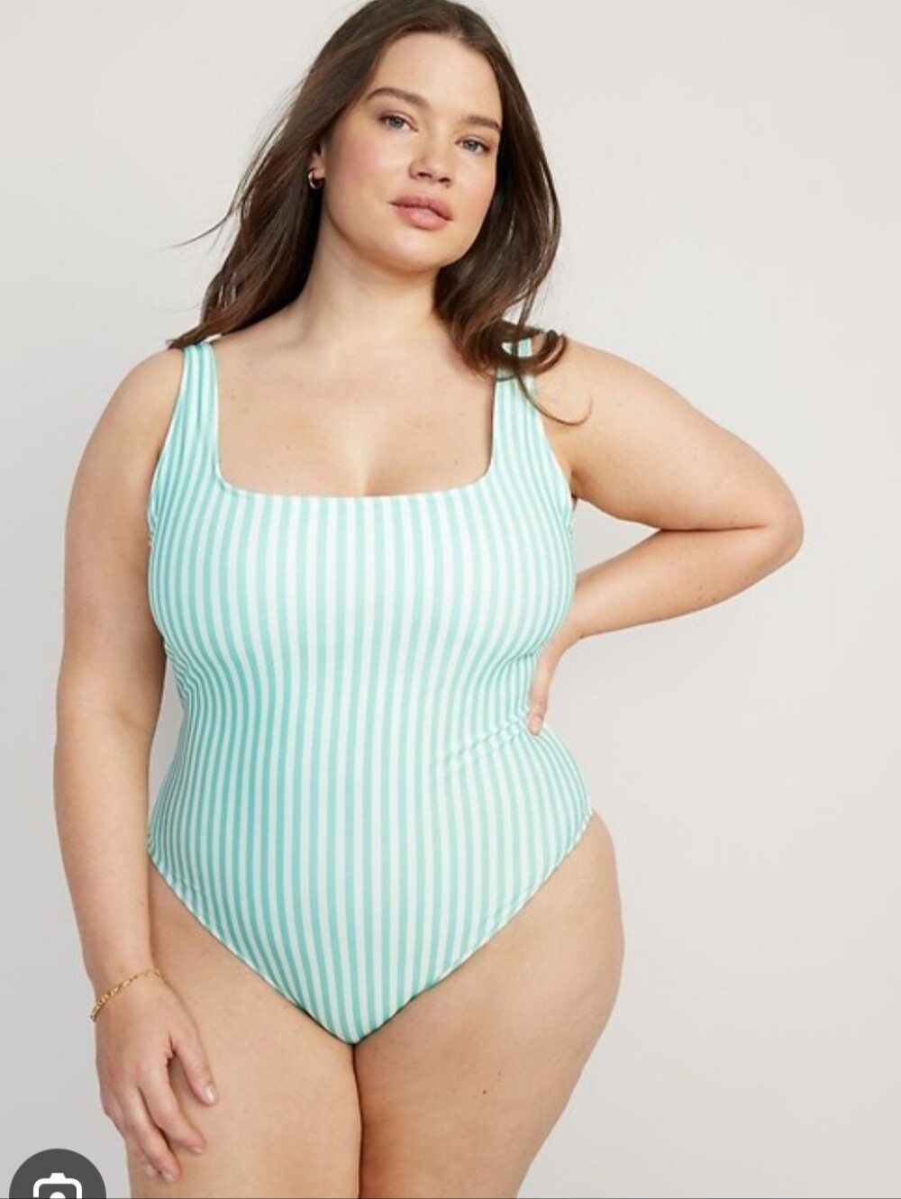 Old Navy Twist-Back Cutout One-Piece Swimsuit